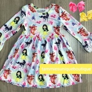 Girls Boutique Mulan dress 12/18m. (New)